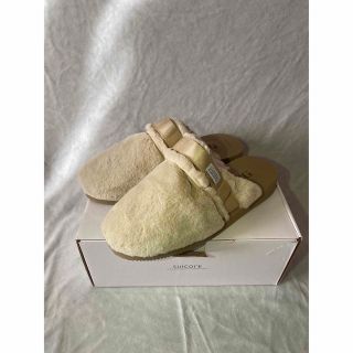 スイコック(suicoke)の新品 スイコック SUICOKE 2G別注 ファー サンダル BEIGE(サンダル)