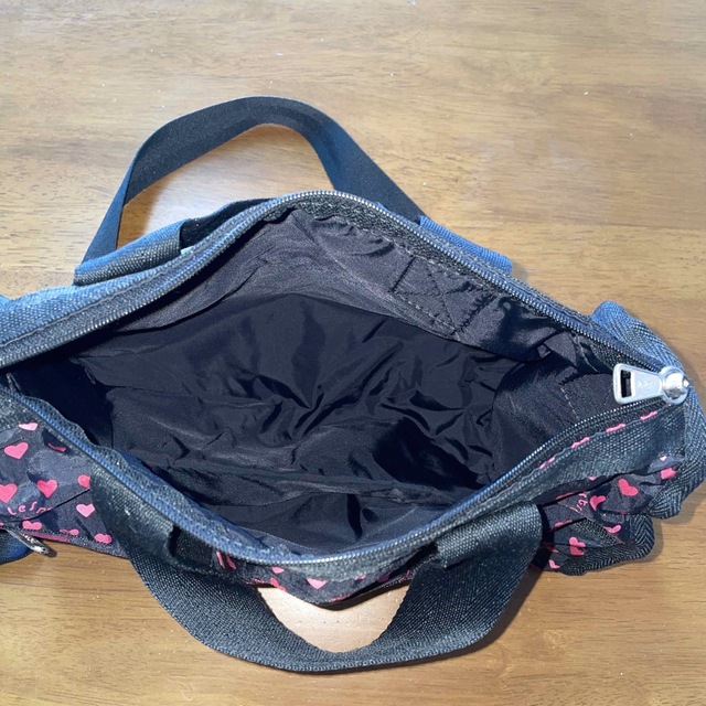 LeSportsac(レスポートサック)のレスポートサックスショルダーバツク レディースのバッグ(ショルダーバッグ)の商品写真