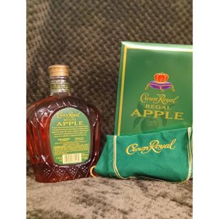 Crown Royal クラウンローヤル ウィスキー アップル味の通販 by ...