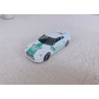 トミカ　ドバイ　GTR(ミニカー)