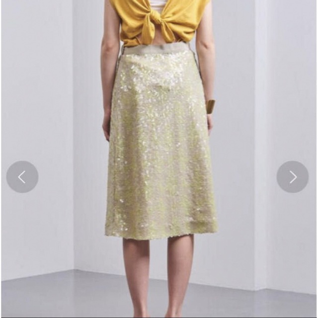 AEWEN MATOPH(イウエンマトフ)のAEWEN MATOPH（イウエン マトフ）スパンコール スカート 　イエロー系 レディースのスカート(ひざ丈スカート)の商品写真