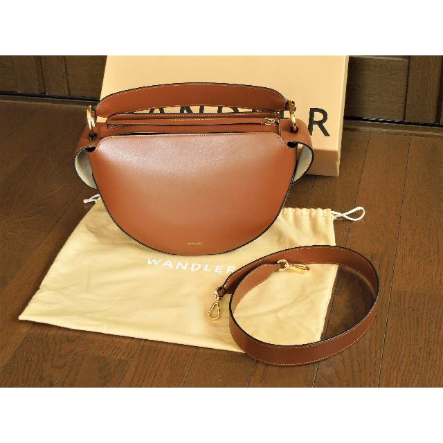 WANDRER YARA BAG　ワンドラーショルダーバッグ