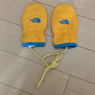 ザノースフェイス(THE NORTH FACE)の【中古】THE NORTH FACE　ミトン型キッズ手袋(手袋)