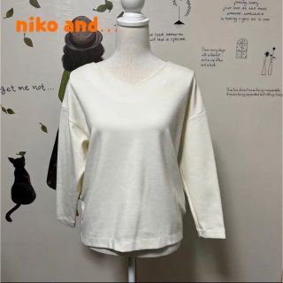 ニコアンド(niko and...)の♪989 ニコアンド 秋冬生地 タック有りカットソー 後ろリボン(カットソー(長袖/七分))