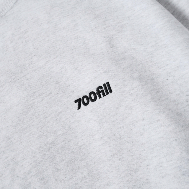 XL 700FILL 刺繍 Logo Crewneck Sweatshirt