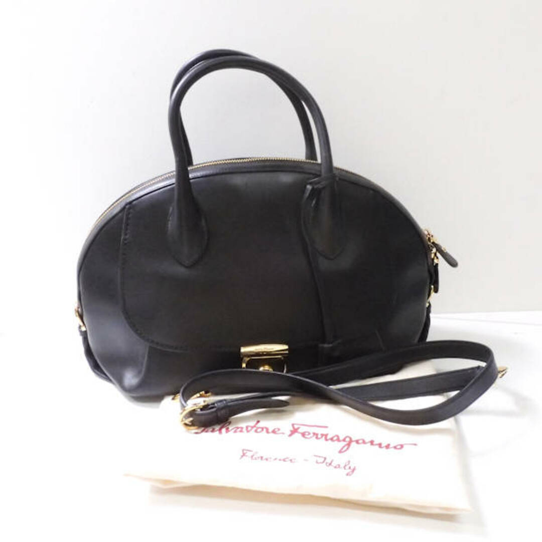 美品 Salvatore Ferragamo フェラガモ フィアンマ 2WAYバッグ 1点 ブラック ミディアム ハンド ショルダー レザー レディース AM3860C