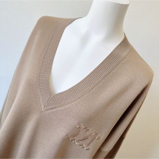 MAXMARA ロゴ刺繍　ヴァージンウール　Vネック　セーター