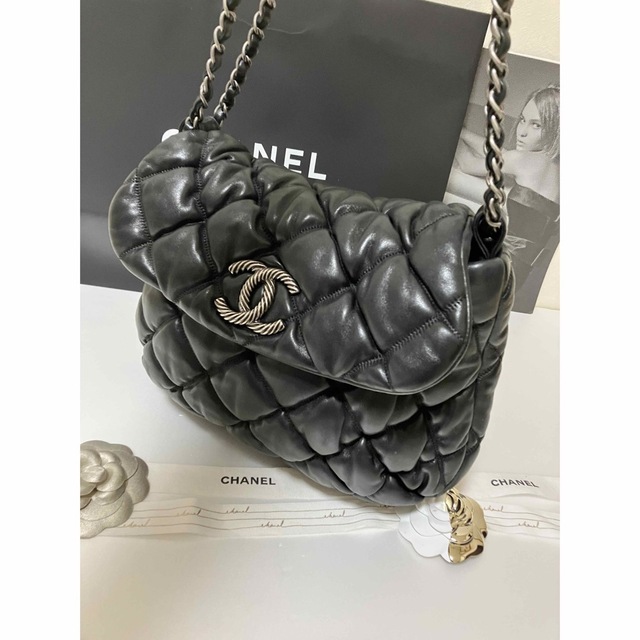 CHANEL(シャネル)の専用♡超美品★シャネル バブルキルト チェーンショルダーバッグ 正規品 レディースのバッグ(ショルダーバッグ)の商品写真