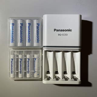 パナソニック(Panasonic)のeneloop BQ-CC53 充電器 + 単三乾電池4本・単四乾電池4本セット(その他)