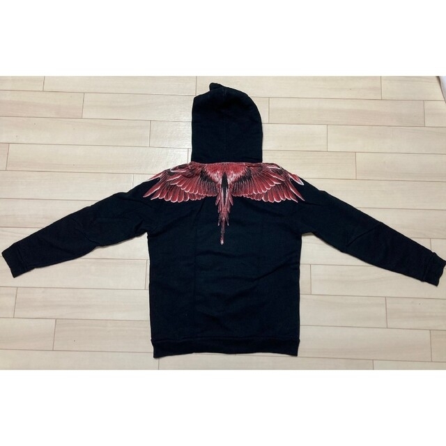 MARCELO BURLON 黒色 パーカー 高評価のクリスマスプレゼント 7700円