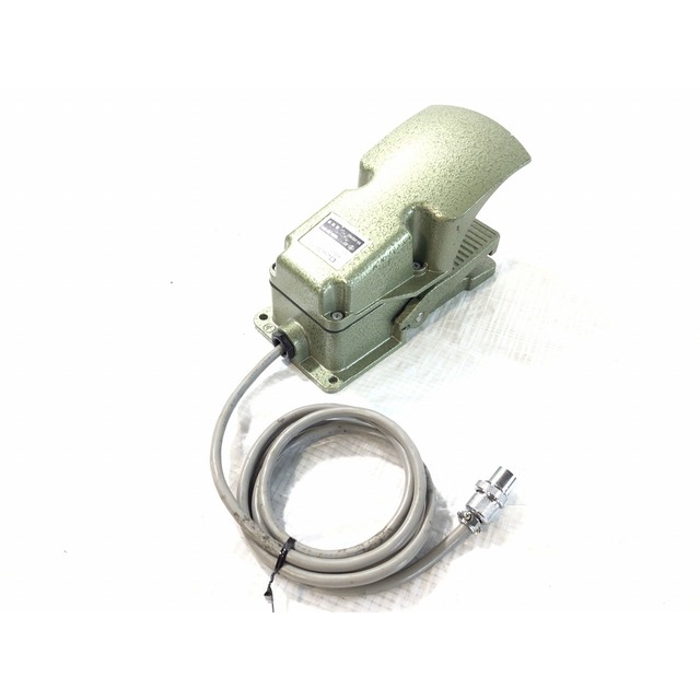 ☆比較的美品☆ IKURATOOL 育良精機 100V ミニウインチ CW-M500 ☆比較的美品☆ IKURATOOL 育良精機 100V ミニウインチ CW-M500