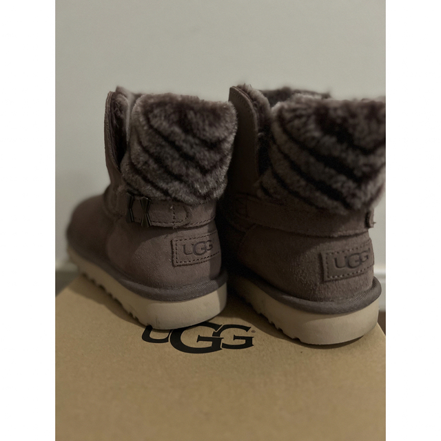 UGG 美品　アドリア　ムートンブーツ　22㎝　SYGR