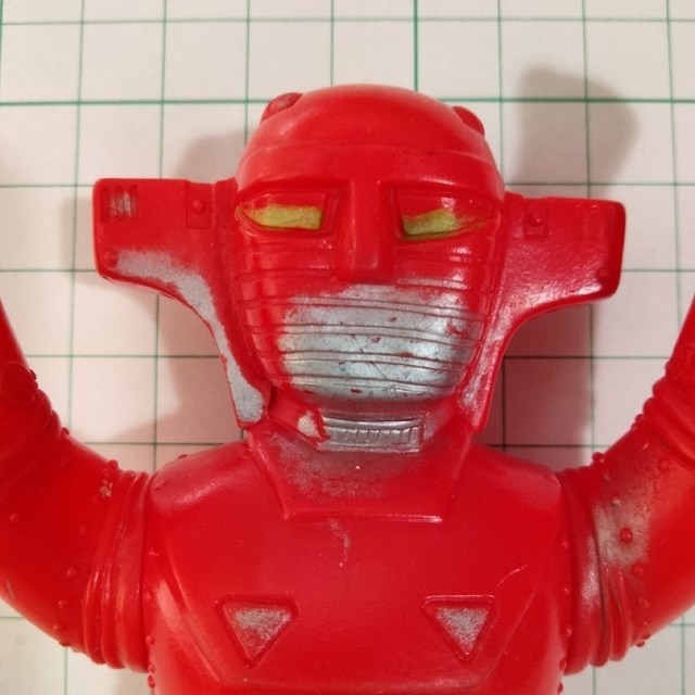 スーパーロボット・レッドバロン ソフビと当時のカード 昭和レトロの