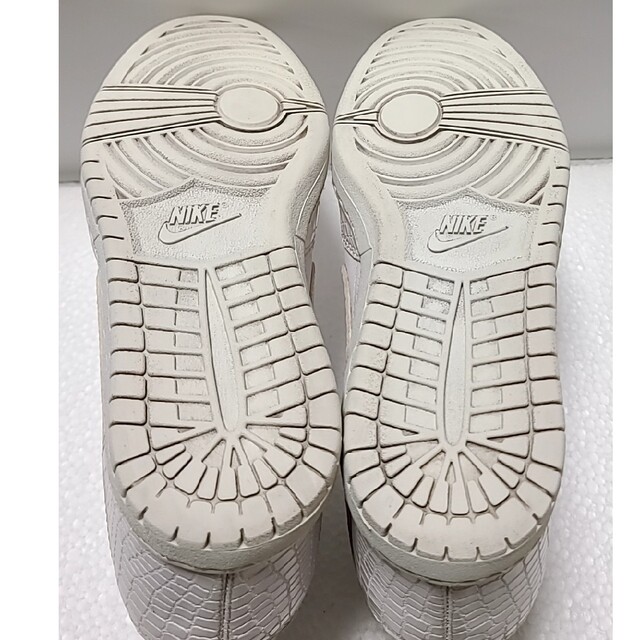 NIKE(ナイキ)の【わりと美品】NIKE DUNK SKY HI "ALL WHITE" 2013 レディースの靴/シューズ(スニーカー)の商品写真