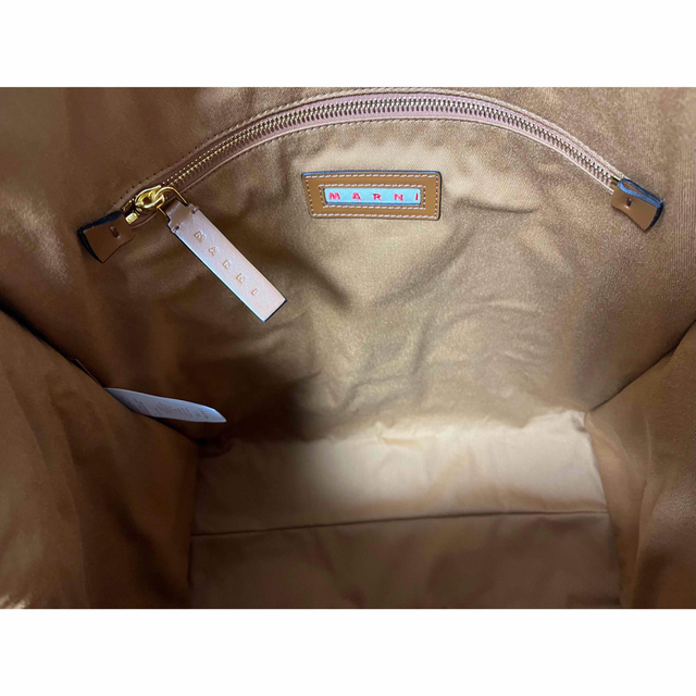Marni(マルニ)のマルニ　バーチカルショッピングバッグ ロープハンドル レディースのバッグ(トートバッグ)の商品写真