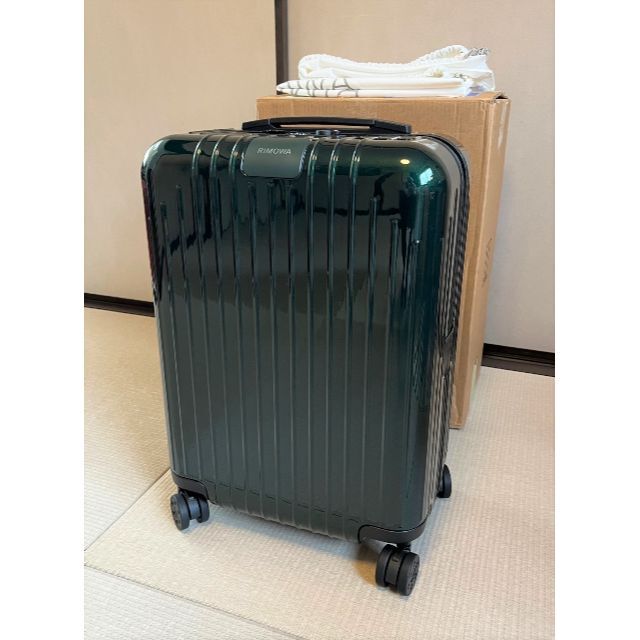 RIMOWA - 【新品未使用】RIMOWA ESSENTIAL LITE CABIN S 37Lの通販 by