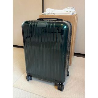 RIMOWA - 【新品未使用】RIMOWA ESSENTIAL LITE CABIN S 37Lの通販 by ...