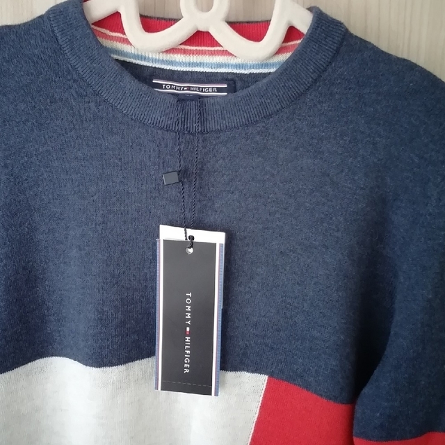 TOMMY HILFIGER(トミーヒルフィガー)のTOMMY  HILFIGER ニット120 キッズ/ベビー/マタニティのキッズ服男の子用(90cm~)(ニット)の商品写真