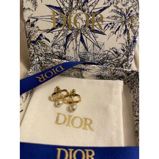 ディオール(Dior)の【最終値下げ！】Dior ピアス    petit cd ピアス(ピアス)