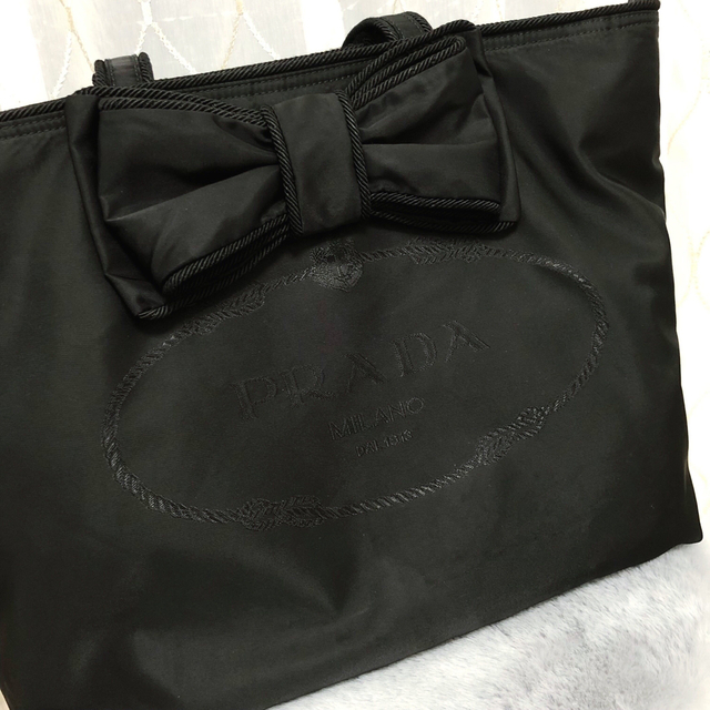 美品◆PRADA ロゴリボン ナイロントートバッグ　ブラック 黒　NERO