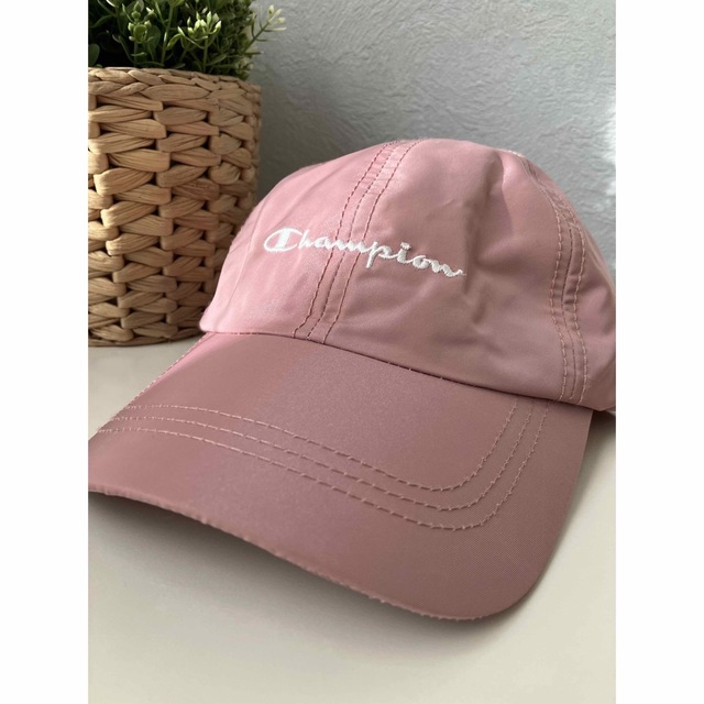 Champion(チャンピオン)のお値下げ！！チャンピオンの淡いピンクのハット レディースの帽子(キャップ)の商品写真