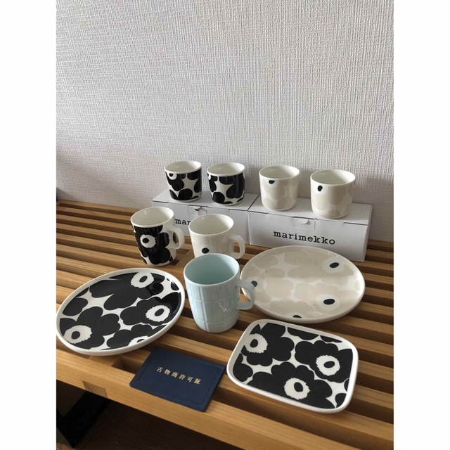 marimekko(マリメッコ)のマリメッコ プレート ウニッコ ブラック20センチ インテリア/住まい/日用品のキッチン/食器(食器)の商品写真