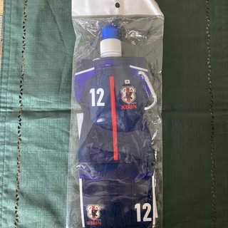 キリン(キリン)のキリンビバレッジ サッカー日本代表オリジナル折りたたみボトル(記念品/関連グッズ)