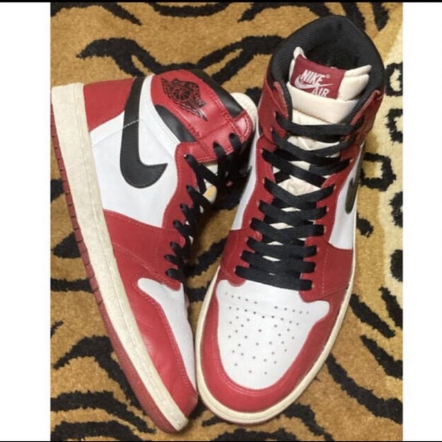 Jordan Brand（NIKE）(ジョーダン)の箱付き　AIR JORDAN 1st CHICAGO 28cm custom品 メンズの靴/シューズ(スニーカー)の商品写真