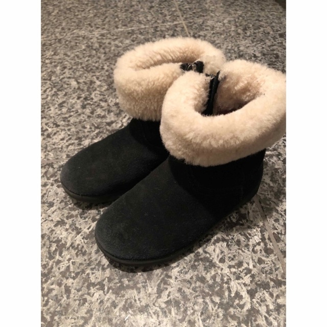 ugg☆ キッズ　ブーツ　17センチ | フリマアプリ ラクマ