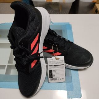 アディダス(adidas)のadidasスニーカー(スニーカー)