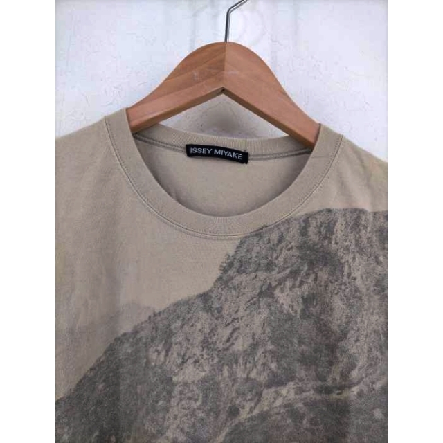 ISSEY MIYAKE(イッセイミヤケ)のISSEY MIYAKE(イッセイミヤケ) ラインストーン装飾 プリントTEE メンズのトップス(Tシャツ/カットソー(半袖/袖なし))の商品写真