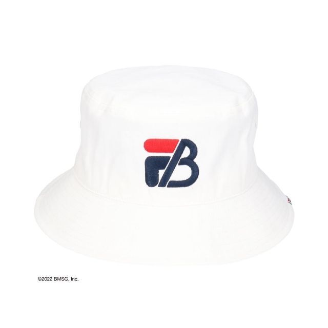 FILA(フィラ)の新品送料無料FILA×BE:FIRSTコラボ【JUNON 着用モデル】バケハシロ レディースの帽子(ハット)の商品写真