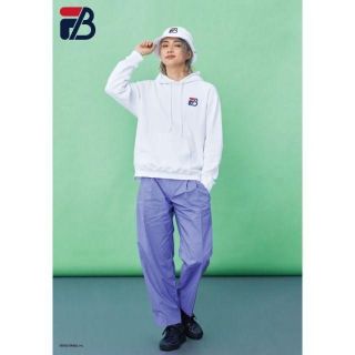 フィラ(FILA)の新品送料無料FILA×BE:FIRSTコラボ【JUNON 着用モデル】バケハシロ(ハット)