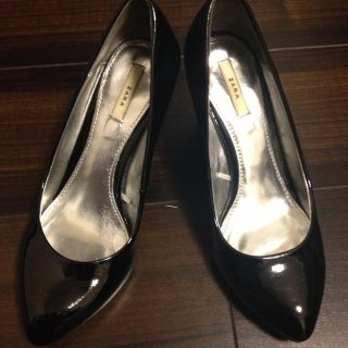 ザラ(ZARA)のZARA enamel pumps(ハイヒール/パンプス)