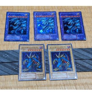 コナミ(KONAMI)の遊戯王カード まとめて(シングルカード)