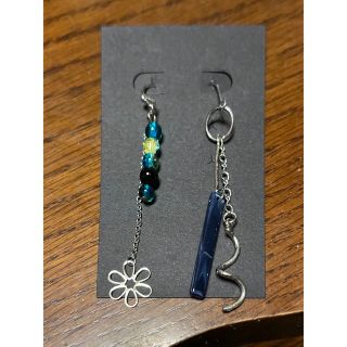 ハンドメイド ピアス(ピアス)