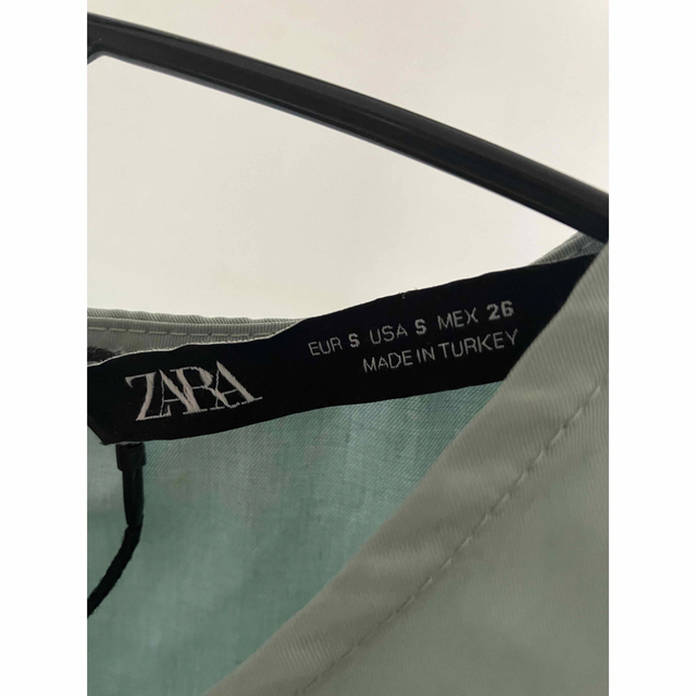 ZARA(ザラ)のmyo様専用　新品未使用　ZARA 袖チュール☆ブラウス レディースのトップス(シャツ/ブラウス(長袖/七分))の商品写真