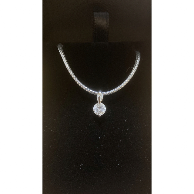 天然ダイヤモンドペンダントトップ 1粒ダイヤ0.50ct pt900新品同様品