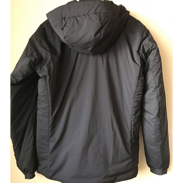 ARC'TERYX(アークテリクス)のアークテリクス×ビームス 別注 21AW Atom AR Hoodie  メンズのジャケット/アウター(ダウンジャケット)の商品写真