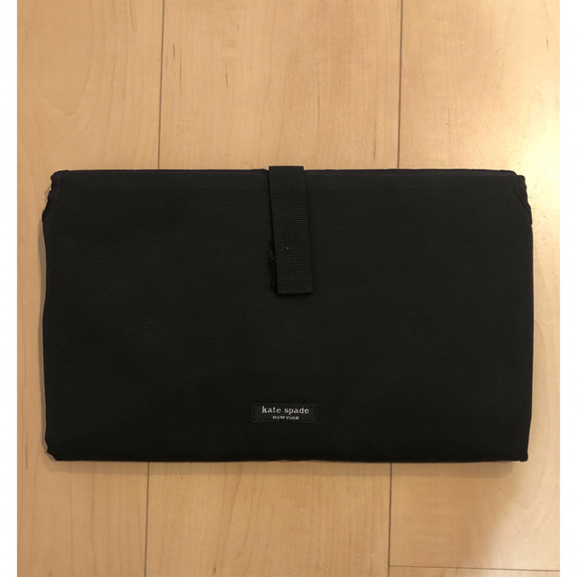 kate spade new york(ケイトスペードニューヨーク)のkate spade オムツ替えシート キッズ/ベビー/マタニティのおむつ/トイレ用品(おむつ替えマット)の商品写真