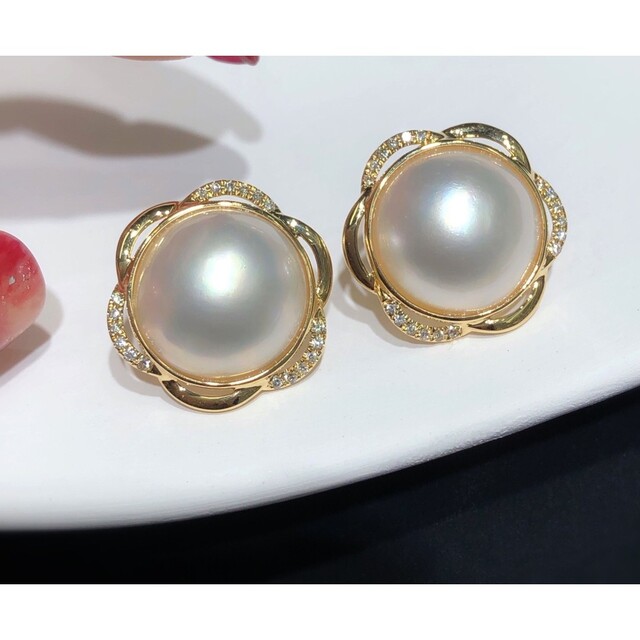 新品入荷 【高級】まべ真珠　ダイヤモンド付きピアスk18 ピアス