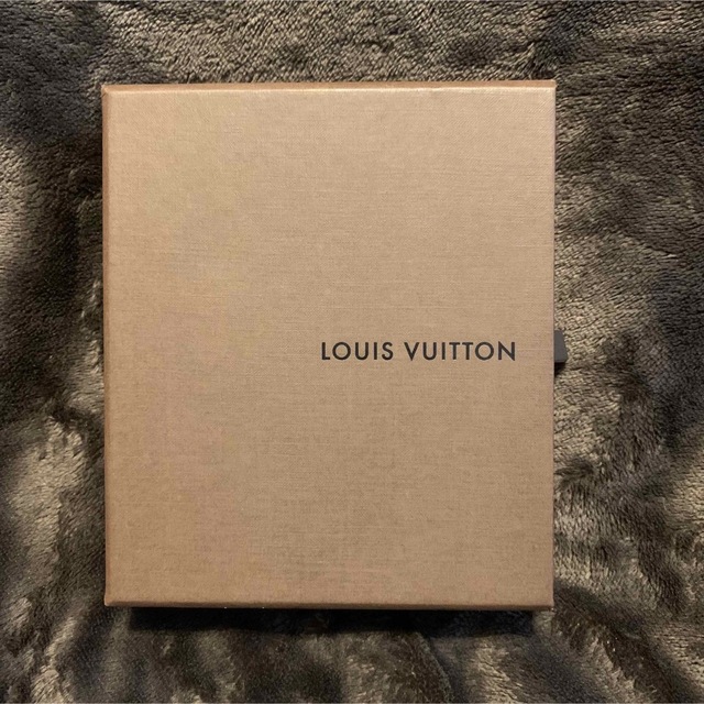 LOUIS VUITTON(ルイヴィトン)のLOUIS VUITTON 箱 ルイヴィトン レディースのバッグ(ショップ袋)の商品写真