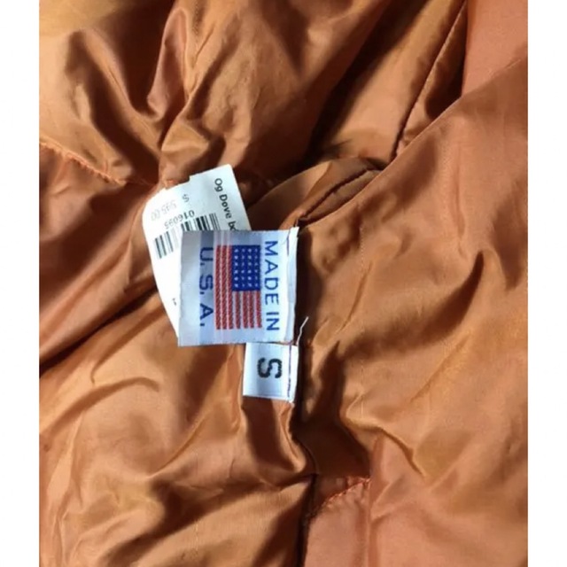 新品　80％off FREE CITY ダウンベスト Sフリーシティ メンズのジャケット/アウター(ダウンベスト)の商品写真
