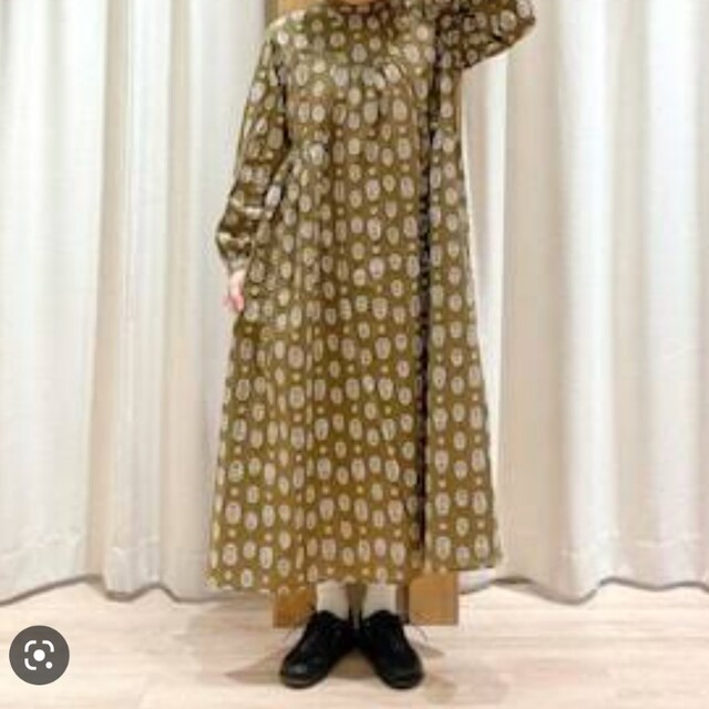 新品未使用 Hatakake✕TSUHARU 花柄ジャガードワンピース 高評価の