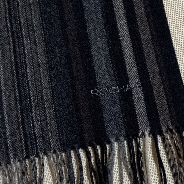 ROCHAS(ロシャス)のROCHAS  ピュア ウール 100%  / ピュアレイン　マフラー メンズのファッション小物(マフラー)の商品写真