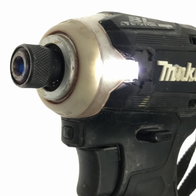 ☆品☆makita マキタ 18V 充電式インパクトドライバ TD171D バッテリー1個(18V 6.0Ah) 充電器付き 64396