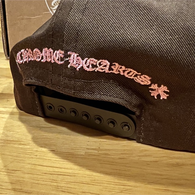 Chrome Hearts(クロムハーツ)のCH Hat Brown Chrome hearts ベースボールキャップ メンズの帽子(キャップ)の商品写真