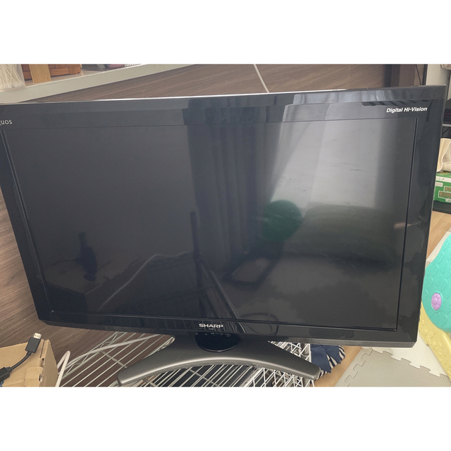 SHARP AQUOS 32インチテレビ