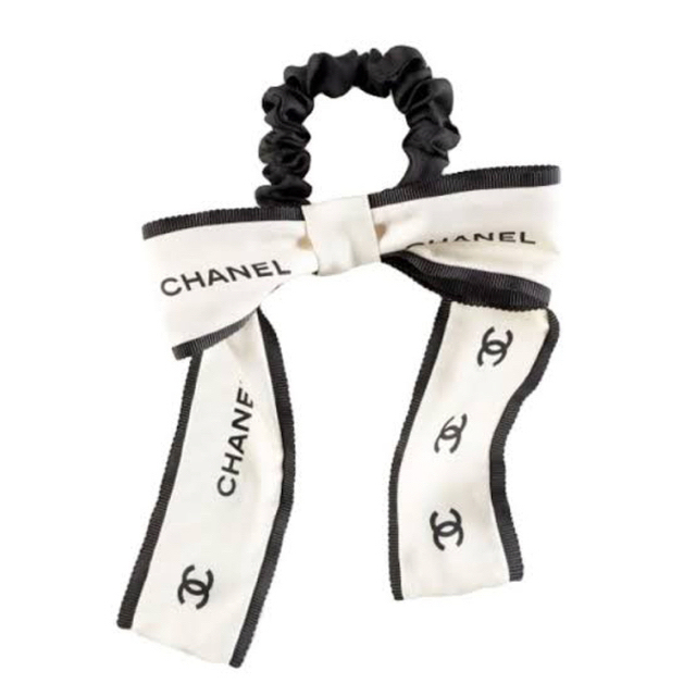CHANEL - 新品 CHANEL 22A リボン付きシュシュ 白 ココマーク シャネル ジェニ