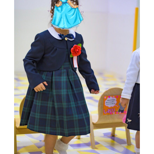 美品sakura サクラ フォーマルスーツ入学式卒園式115cm キッズ/ベビー/マタニティのキッズ服女の子用(90cm~)(ドレス/フォーマル)の商品写真